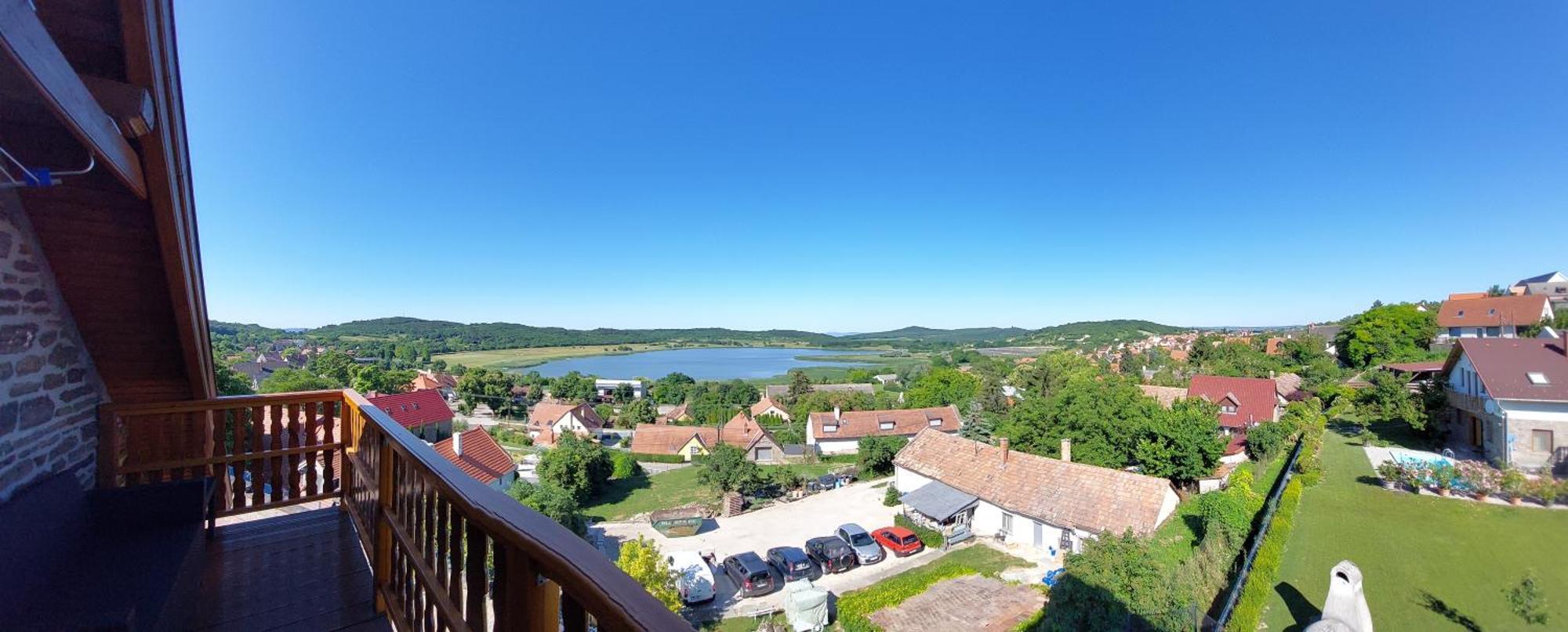 Jazmin Apartman Тихань Номер фото
